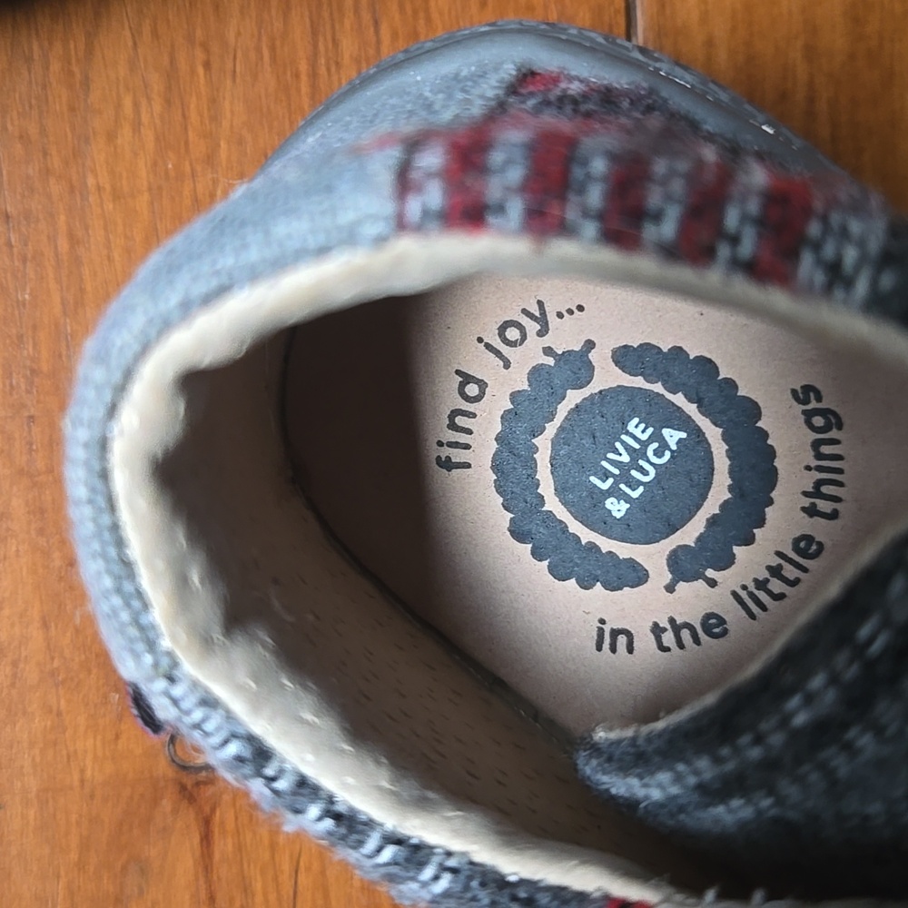 Livie & Luca Baby/Toddler Shoes Size 6 - Picture 4 of 4